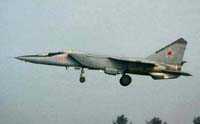Mikoyan-Gurevich MiG 25 FOXBAT - Avion de combat